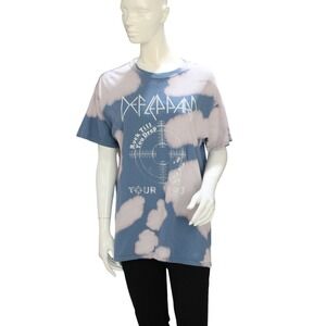 Def Leppard Tour 1983 Graphic T Shirt Bleach Dye Look Size M
